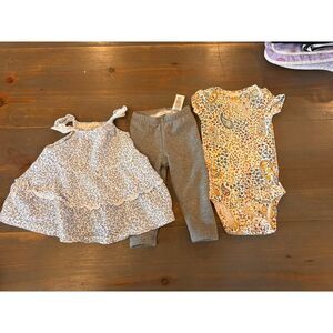 LITTLE GIRLS 12 MONTHS CLOTHING BUNDLE